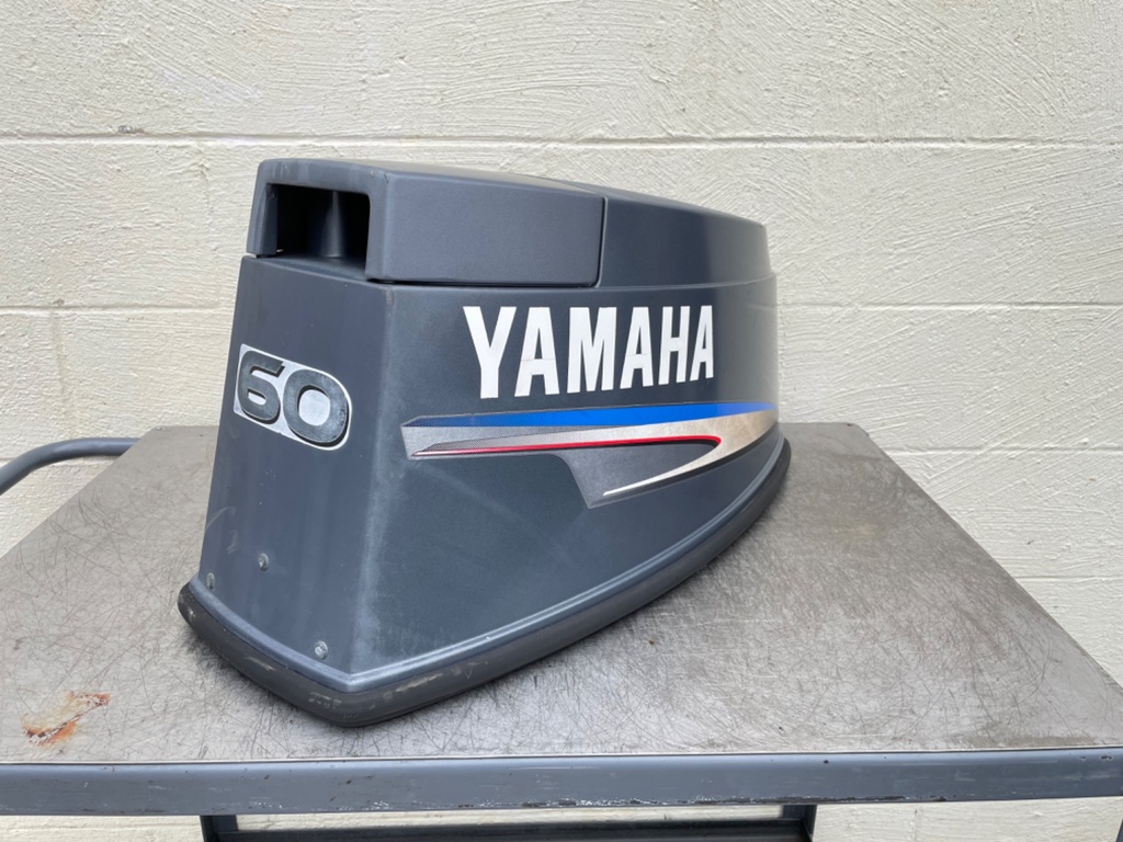2000-2006 Yamaha 60HP 2 Stroke Outboard Top Cover Cowling Hood
