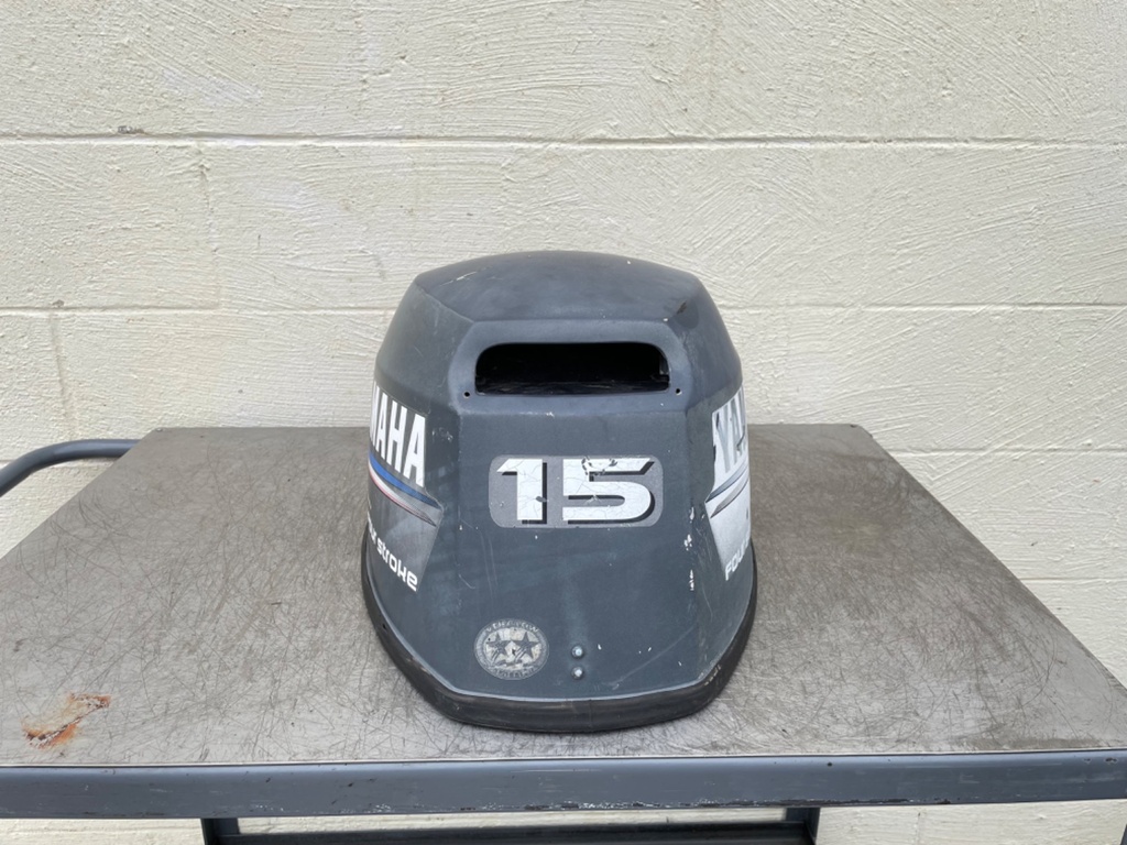 2002 Yamaha 15HP 4 Stroke Outboard Top Cowling Cover 66M-42610-10-4D