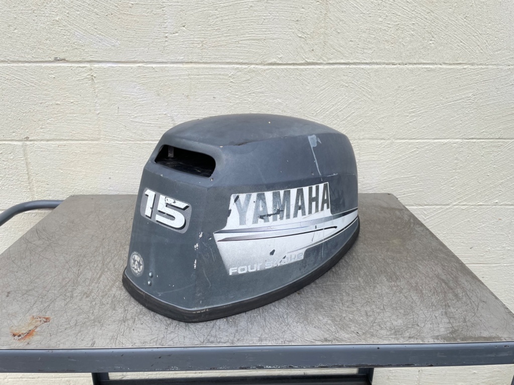 2002 Yamaha 15HP 4 Stroke Outboard Top Cowling Cover 66M-42610-10-4D