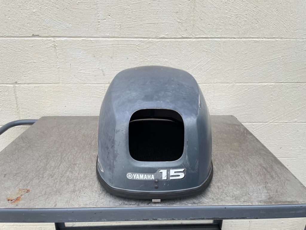 2002 Yamaha 15HP 4 Stroke Outboard Top Cowling Cover 66M-42610-10-4D