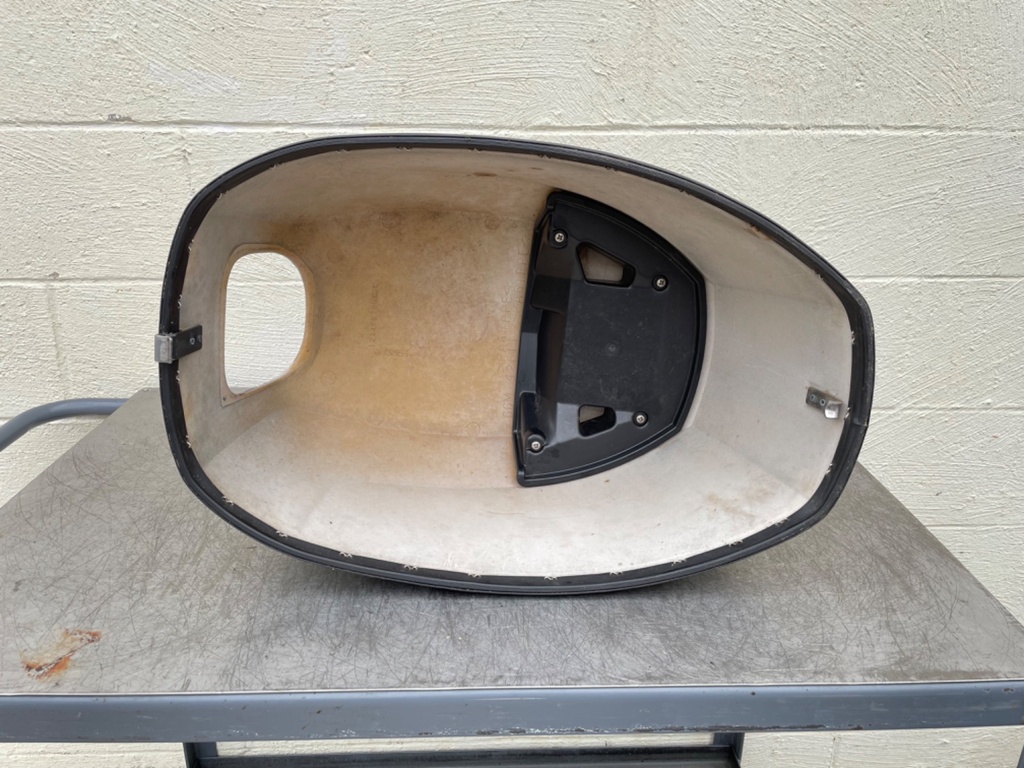 2002 Yamaha 15HP 4 Stroke Outboard Top Cowling Cover 66M-42610-10-4D