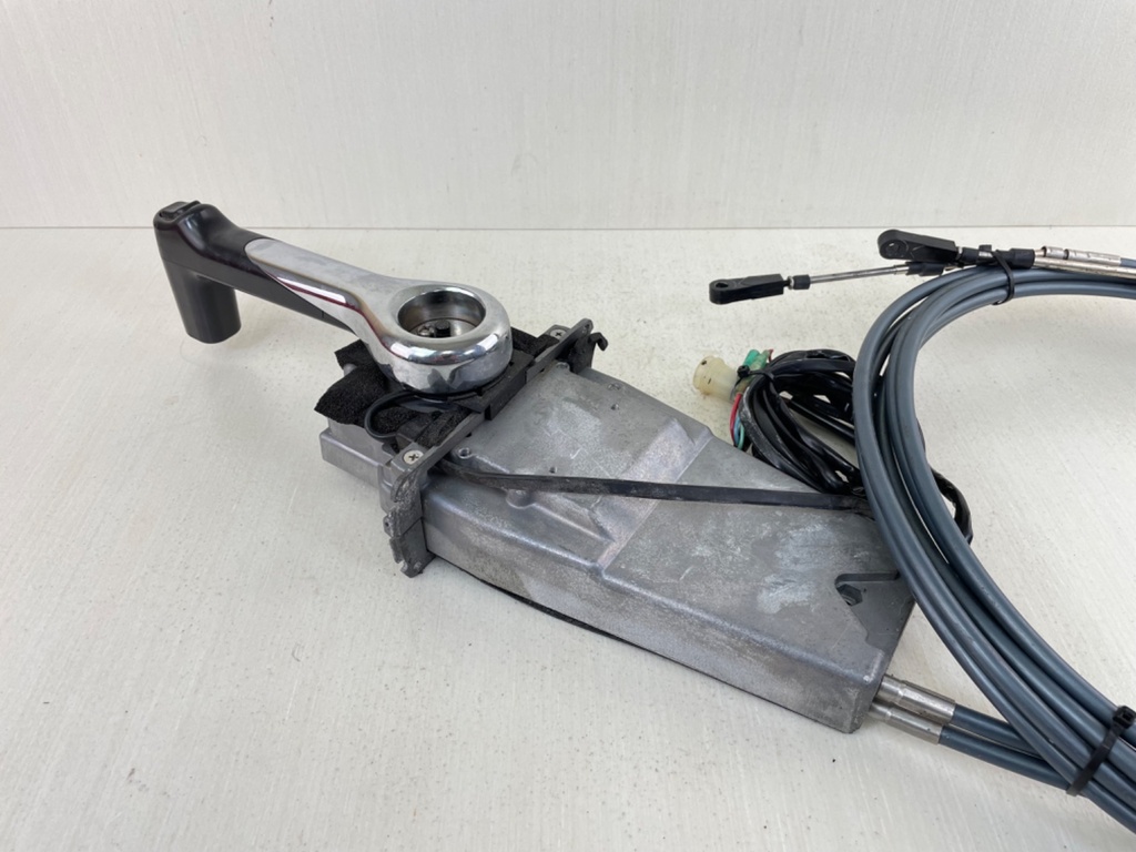 New Style Yamaha 704 Top Mount Binnacle Control Box With 16’ Cables