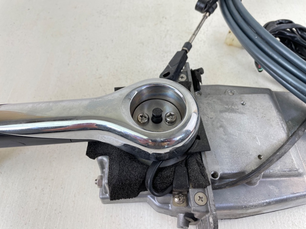 New Style Yamaha 704 Top Mount Binnacle Control Box With 16’ Cables