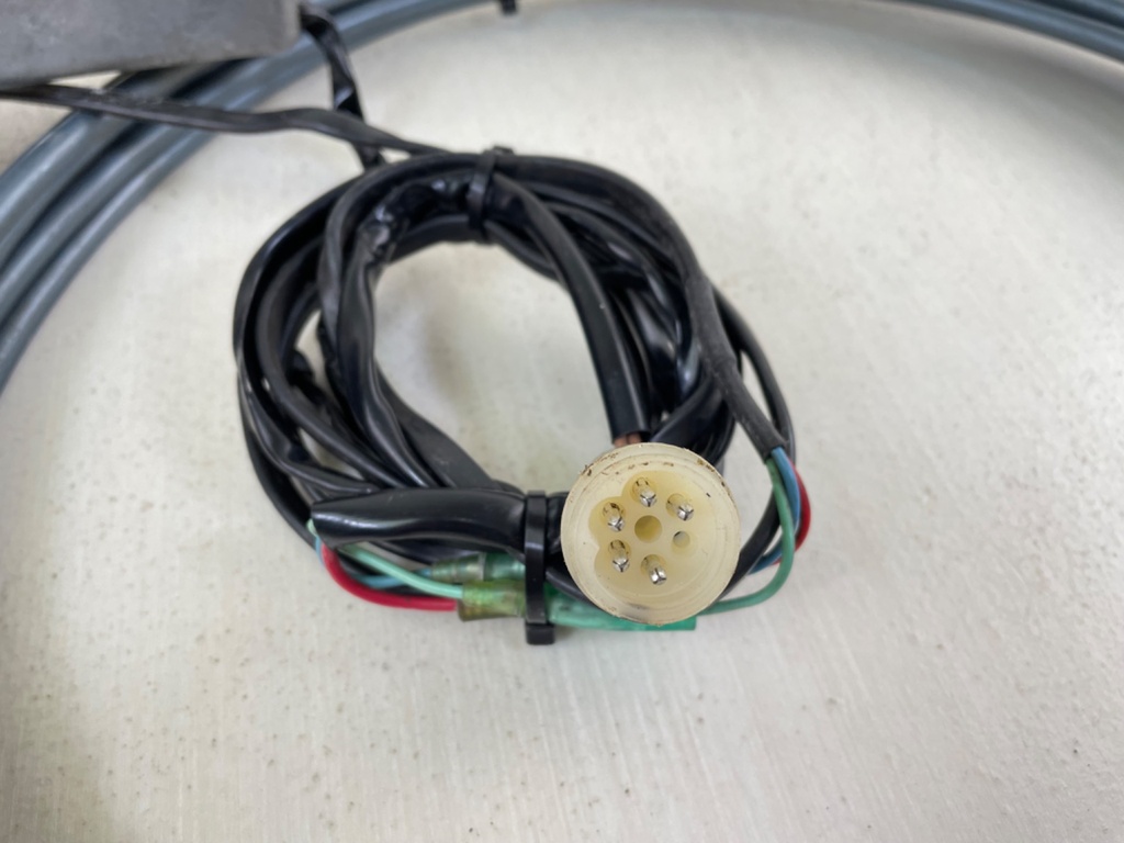 New Style Yamaha 704 Top Mount Binnacle Control Box With 16’ Cables