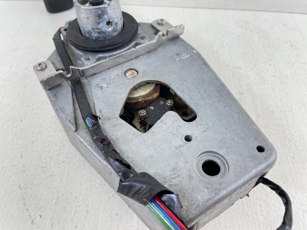 Mercury 88688A25 Top Mount Binnacle Control Box For Parts