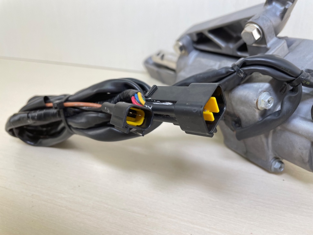 2007 + Yamaha F 250 300 350 HP Outboard Shift Actuator Unit 6AW-4820A-11-00