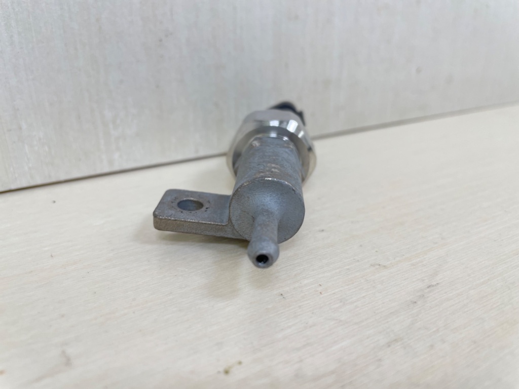 Yamaha Outboard Water Pressure Sensor With Adapter 6AW-8366B-00-00