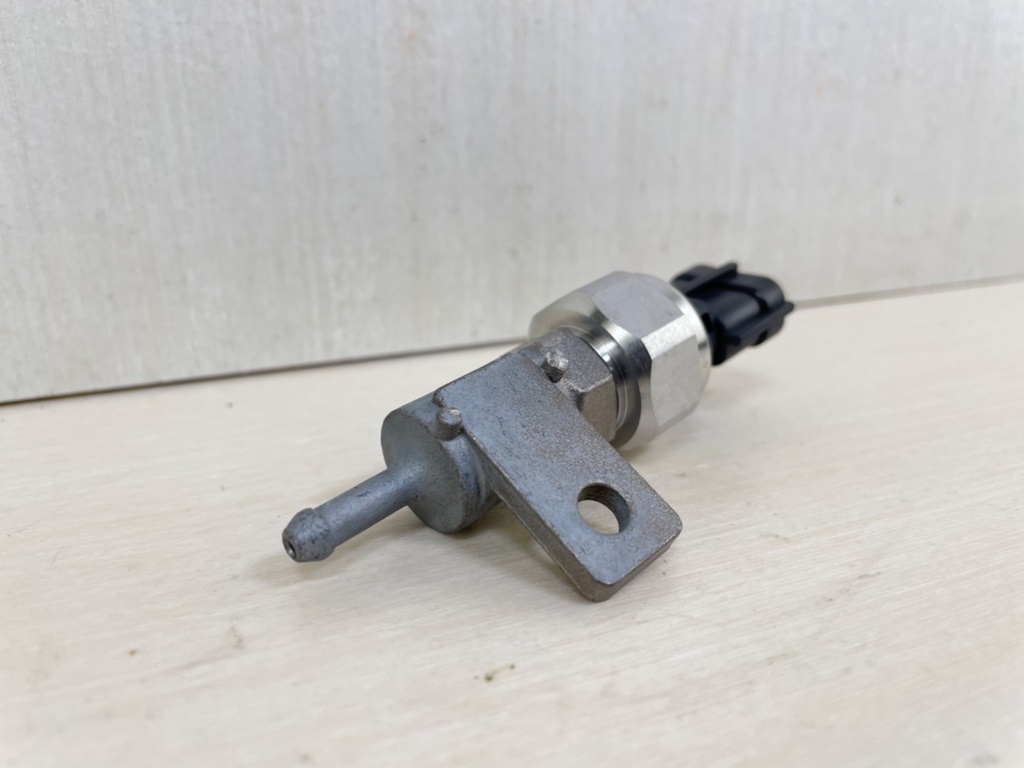 Yamaha Outboard Water Pressure Sensor With Adapter 6AW-8366B-00-00