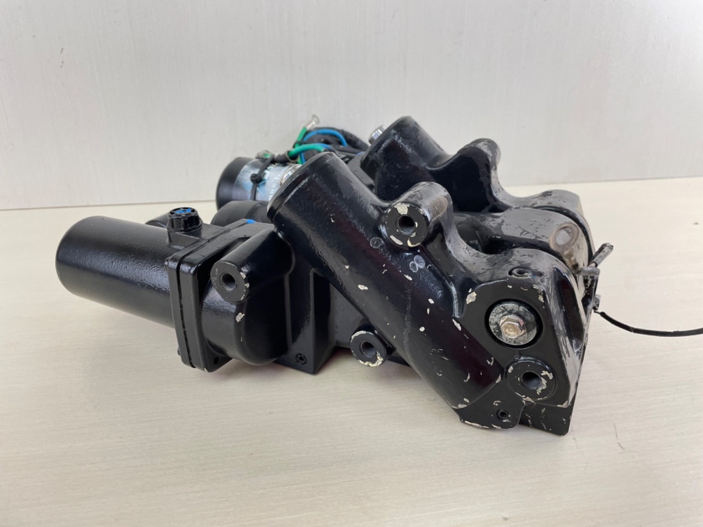 Yamaha V8 F 300 350 HP Outboard Power Trim Tilt Unit 6AW-43800-05-00