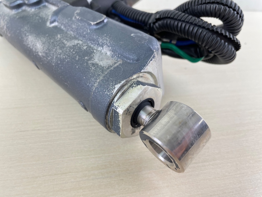 Yamaha 8 9.9 15 HP Outboard Power Trim & Tilt Assembly 69G-43840-00-4D