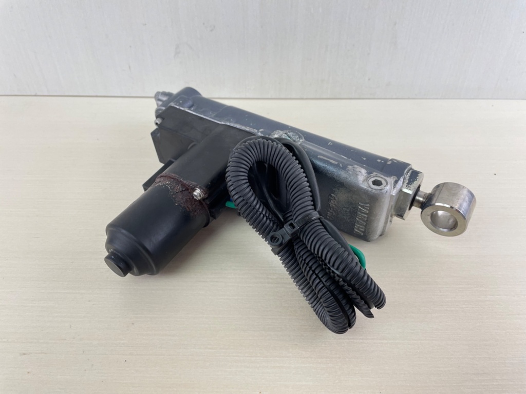 Yamaha 8 9.9 15 HP Outboard Power Trim & Tilt Assembly 69G-43840-00-4D