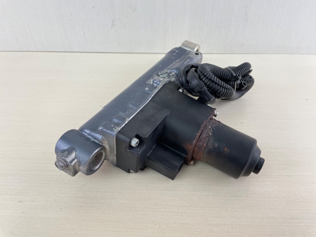 Yamaha 8 9.9 15 HP Outboard Power Trim & Tilt Assembly 69G-43840-00-4D