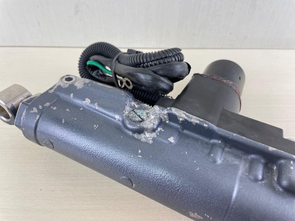 Yamaha 8 9.9 15 HP Outboard Power Trim & Tilt Assembly 69G-43840-00-4D