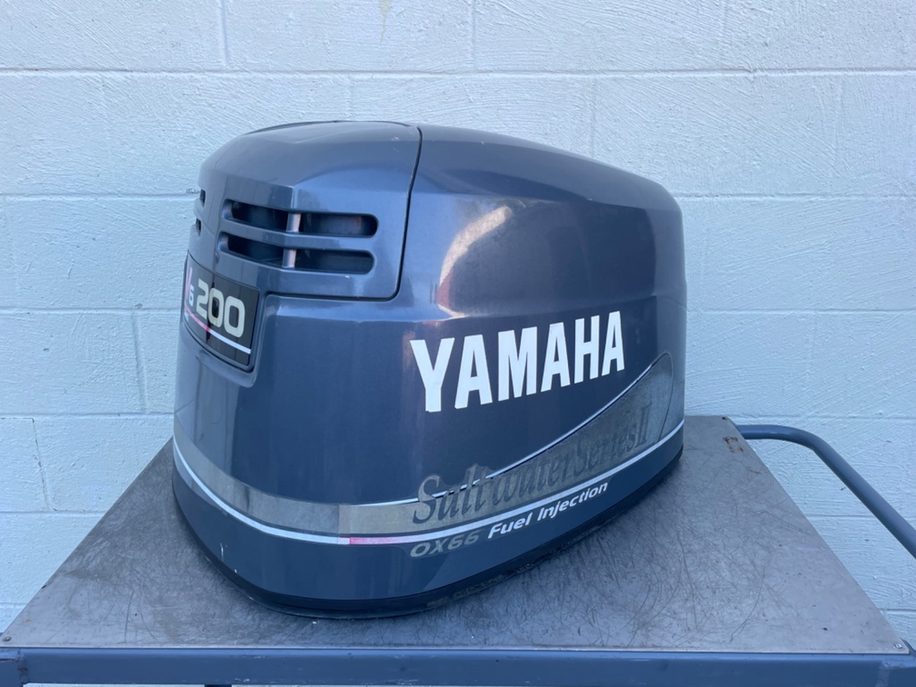 1999-2001 Yamaha 200HP 2 Stroke Outboard Top Cowling Cover Assembly 67H-42610-00-4D