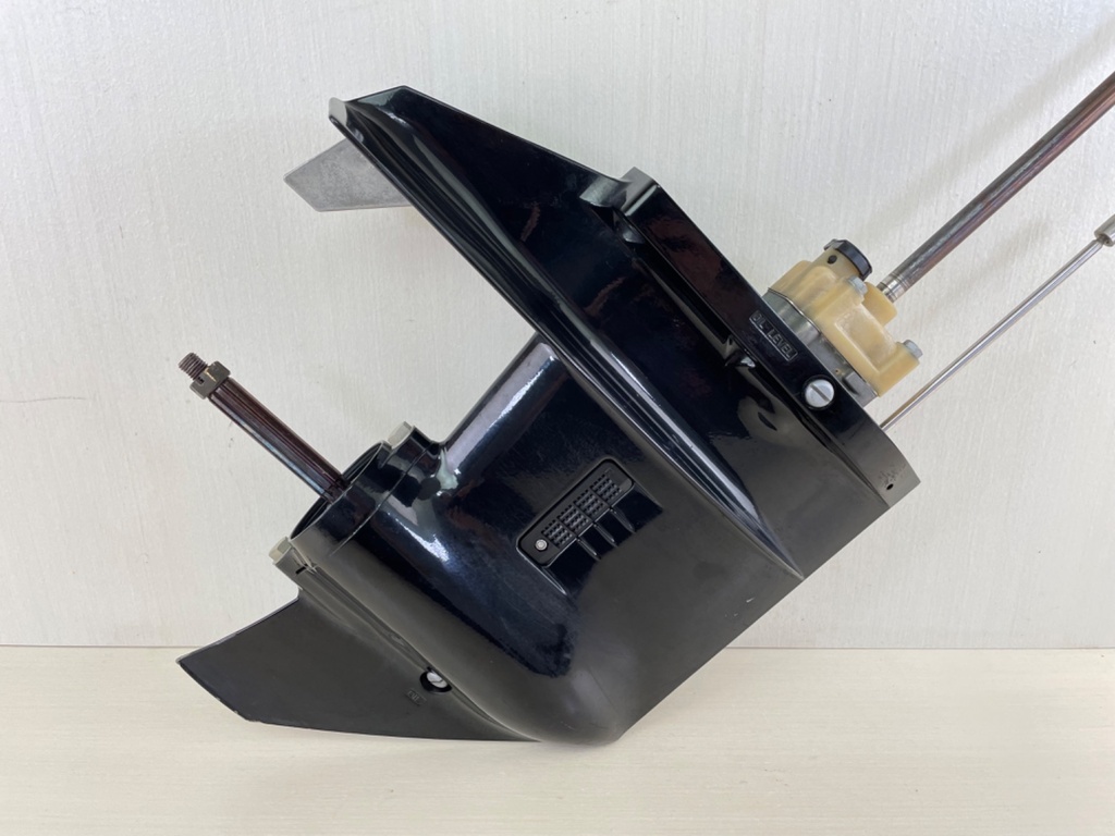 2006+ Mercury 25HP 4 Stroke Outboard Long Lower Unit Gear Case 825132T23