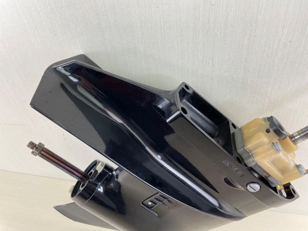 2006+ Mercury 25HP 4 Stroke Outboard Long Lower Unit Gear Case 825132T23