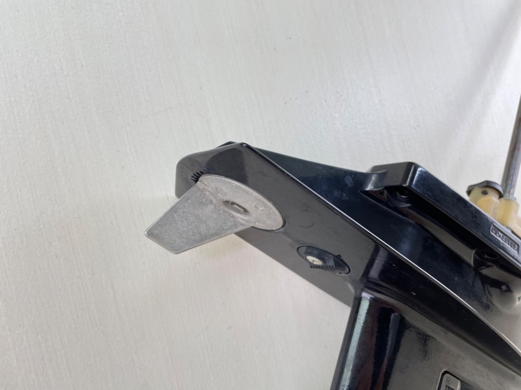 2006+ Mercury 25HP 4 Stroke Outboard Long Lower Unit Gear Case 825132T23