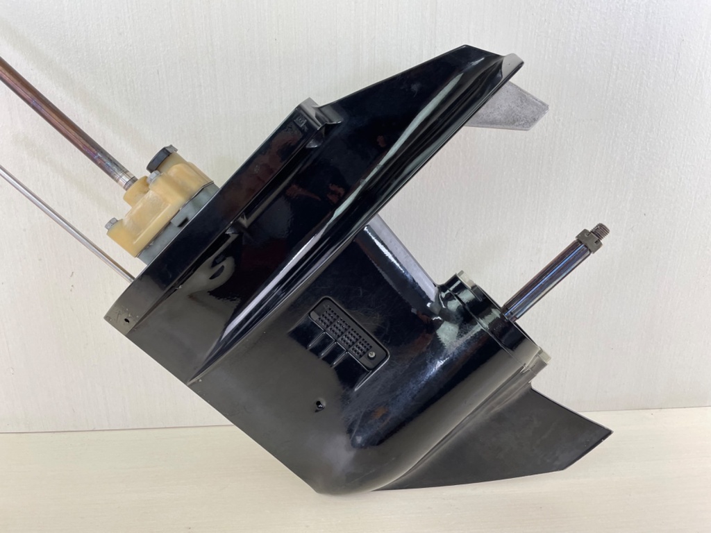 2006+ Mercury 25HP 4 Stroke Outboard Long Lower Unit Gear Case 825132T23