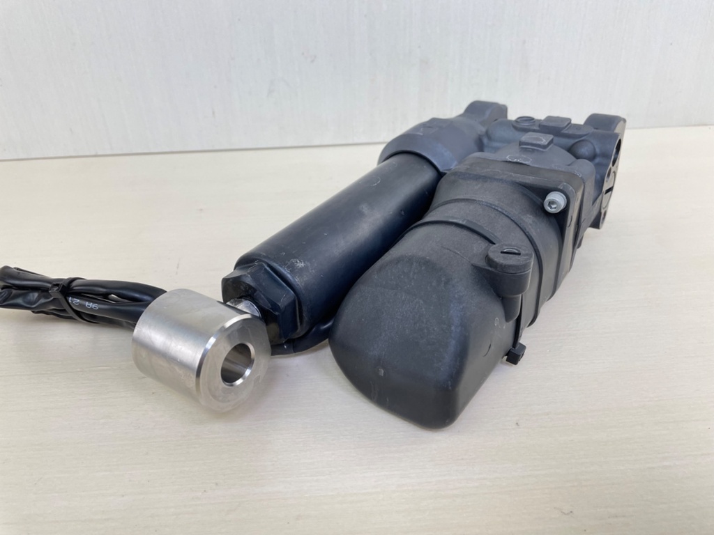 2009 Mercury 25 30 HP 4 Stroke Outboard Power Trim Tilt Unit 851873T03