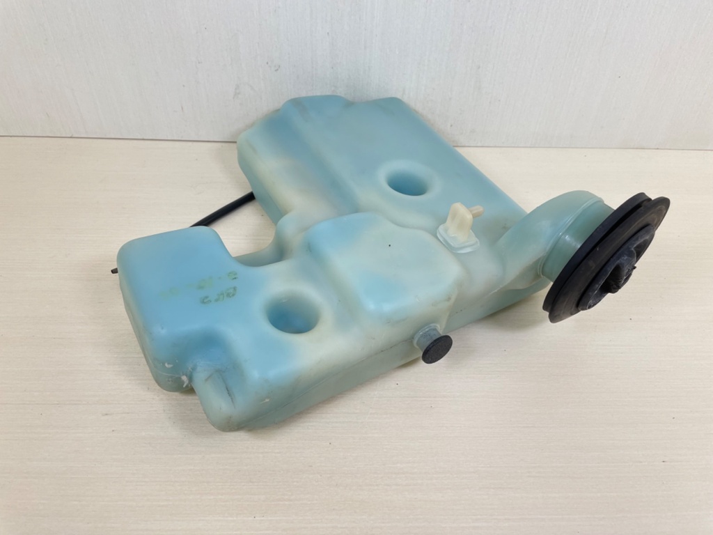 1991-2006 Mercury 50 55 60 HP 2 Stroke Outboard Oil Tank 812718T1 8127181