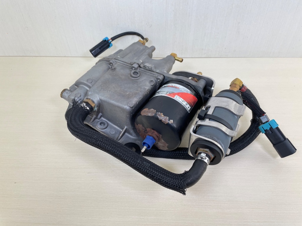 859174T06  Mercury 135 150 175 200 HP Optimax VST Vapor Separator Tank