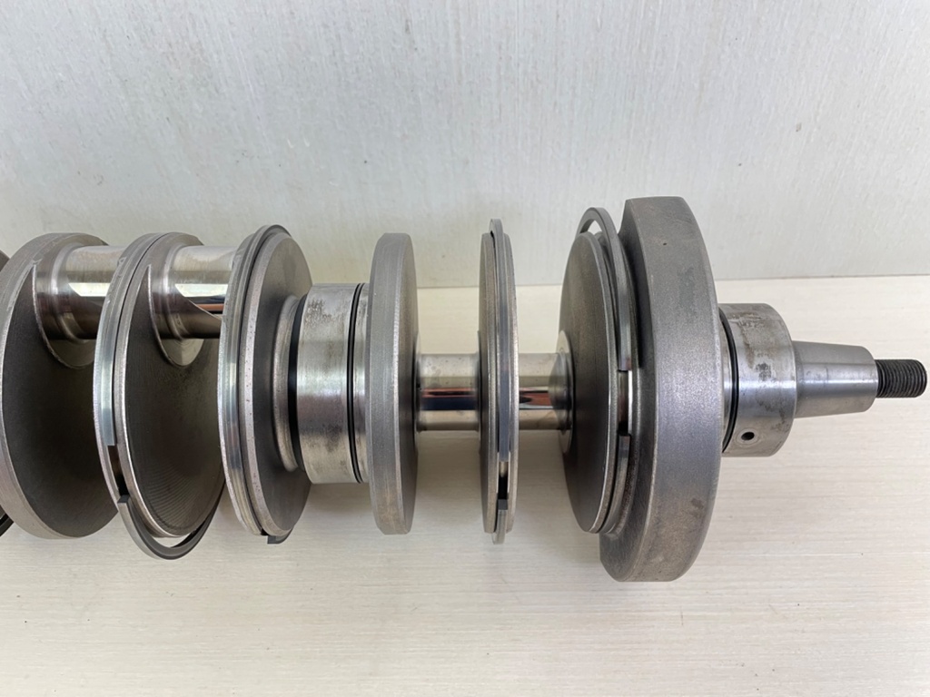 2000 Mercury 200HP 2 Stroke Optimax DFI 3.0L Crankshaft Assembly 9784A11