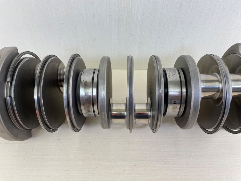 2000 Mercury 200HP 2 Stroke Optimax DFI 3.0L Crankshaft Assembly 9784A11