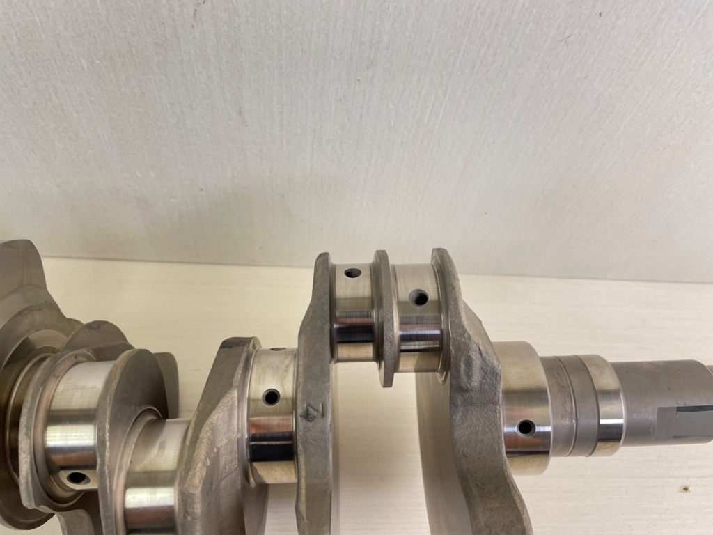 2013 Yamaha F350 350HP Outboard Crankshaft Crank Assembly 6AW-11411-10-00