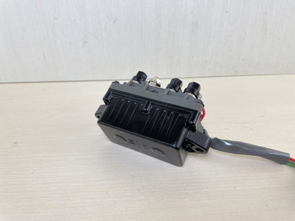 Yamaha Outboard Trim Tilt Relay Assembly 6AW-81950-00-00 Tested