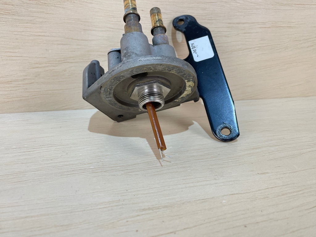 2004 Evinrude Ficht 225HP Fuel Filter Housing Assembly 5001252