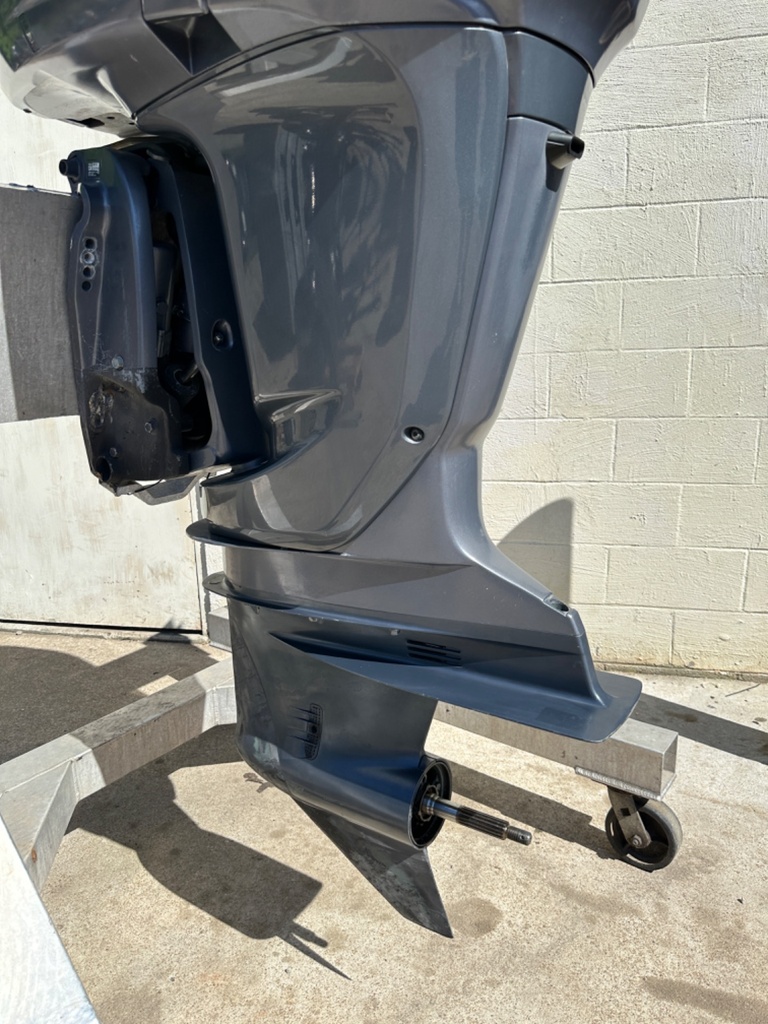 2007 Yamaha 250HP 4 Stroke Outboard Engine 25" XL Shaft Good Condition