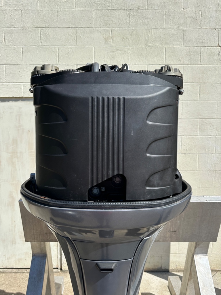 2007 Yamaha 250HP 4 Stroke Outboard Engine 25" XL Shaft Good Condition