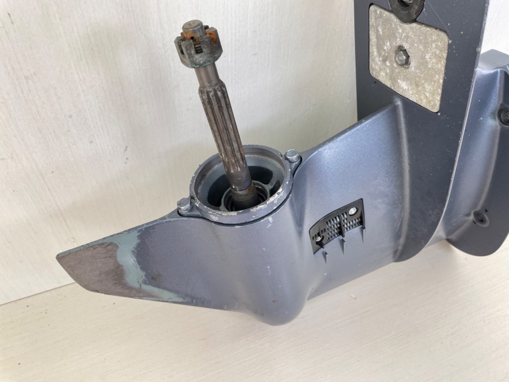 1998-2012 Yamaha 25HP 4 Stroke Outboard 20" Long Lower Unit Gear Case