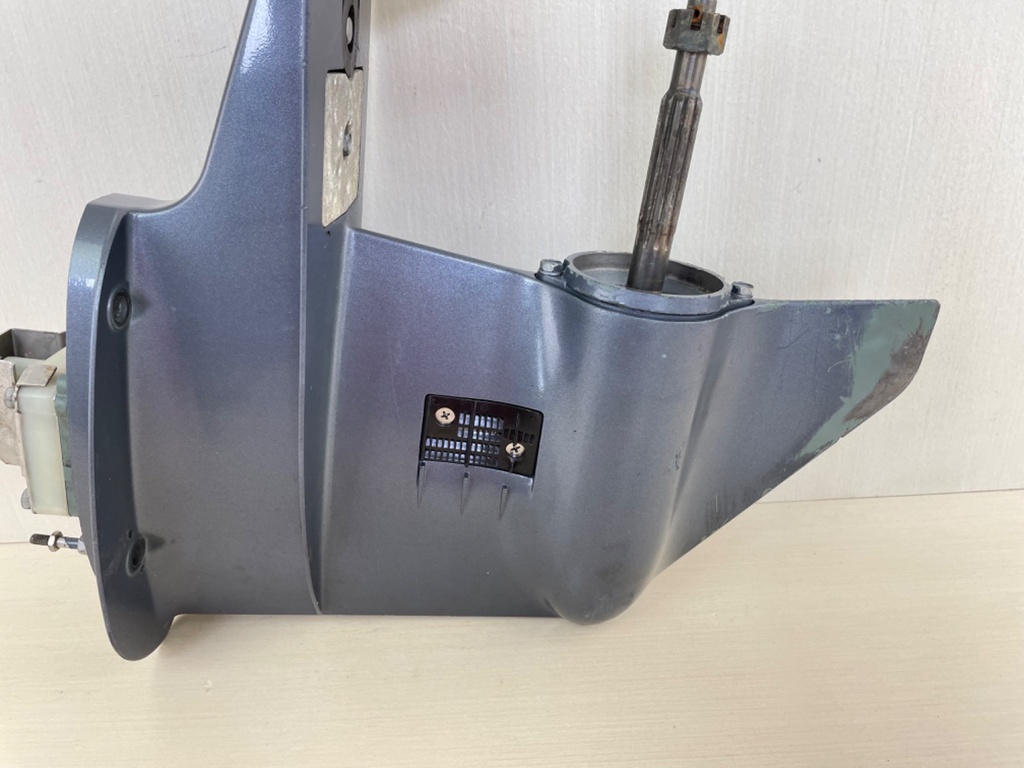 1998-2012 Yamaha 25HP 4 Stroke Outboard 20" Long Lower Unit Gear Case