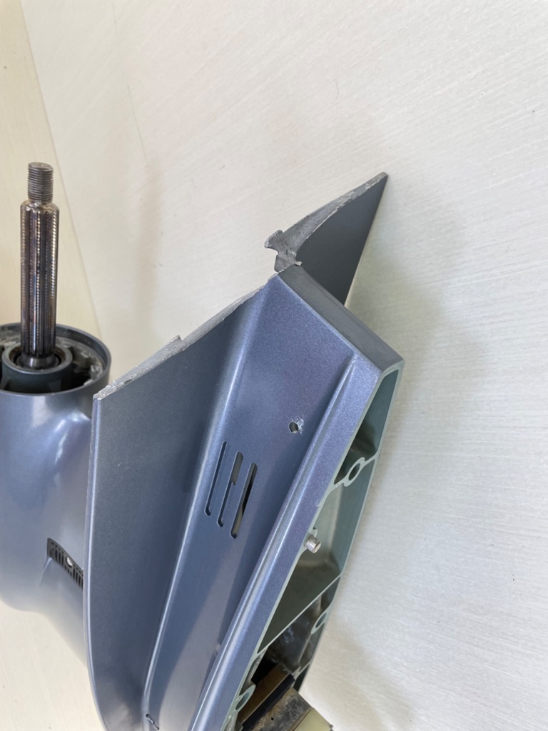 2004-2009 Yamaha 70HP 2 Stroke Outboard 20" Long Lower Unit Gear Case 6H3-45300-20-8D