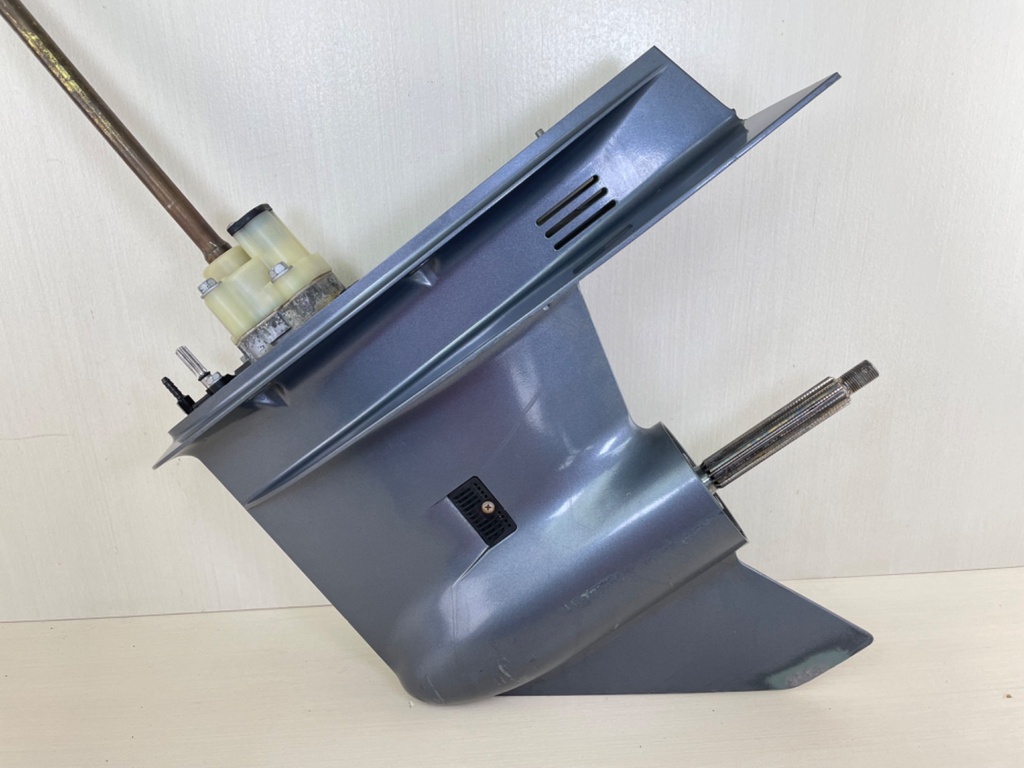 2004-2009 Yamaha 70HP 2 Stroke Outboard 20" Long Lower Unit Gear Case 6H3-45300-20-8D