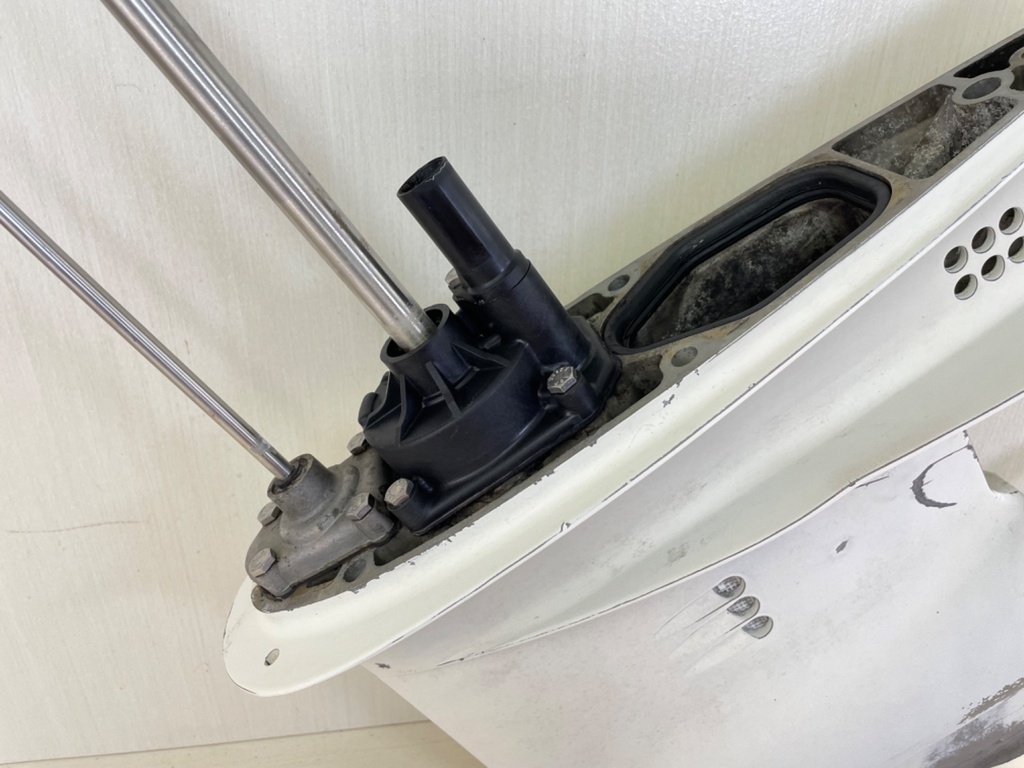 1996 + Johnson Evinrude Etec 40 50 60 70 2 Stroke 20" Long Lower Unit Gear Case