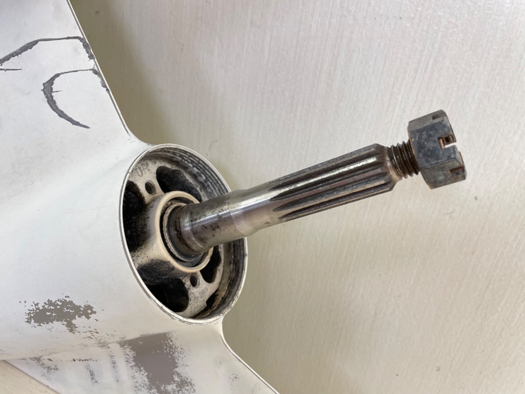 1996 + Johnson Evinrude Etec 40 50 60 70 2 Stroke 20" Long Lower Unit Gear Case