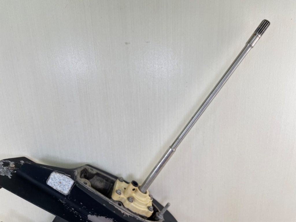 1991-2005 Johnson Evinrude 20 25 30 HP Outboard S 15" Lower Unit Gear Case