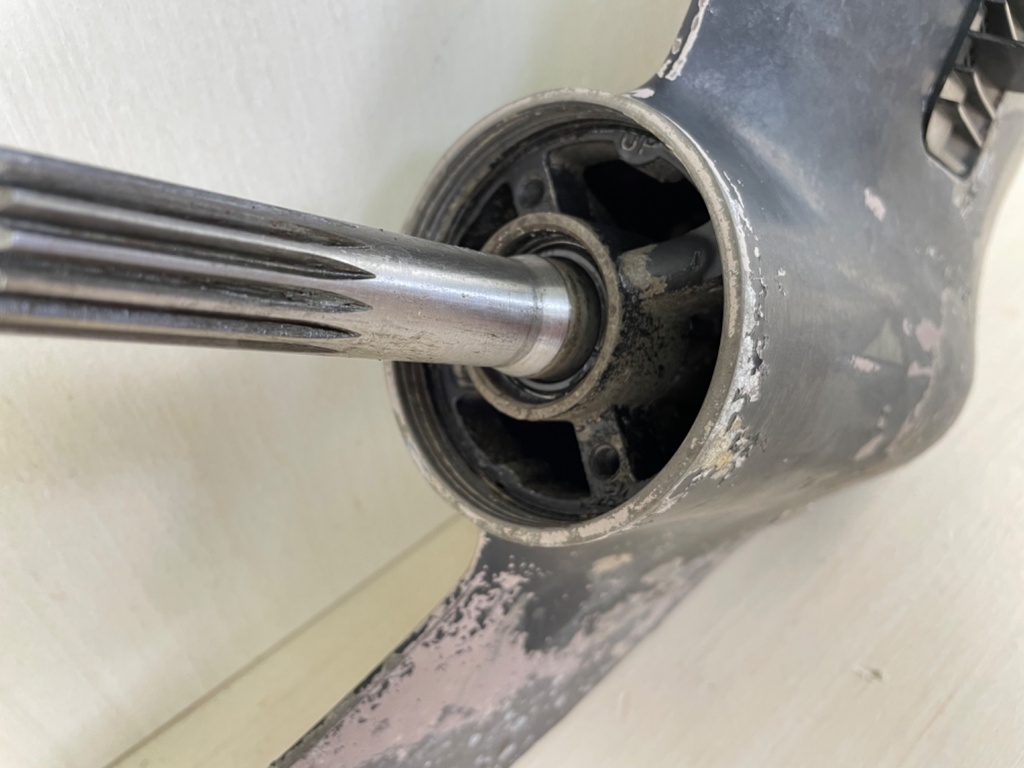 1991-2005 Johnson Evinrude 20 25 30 HP Outboard S 15" Lower Unit Gear Case