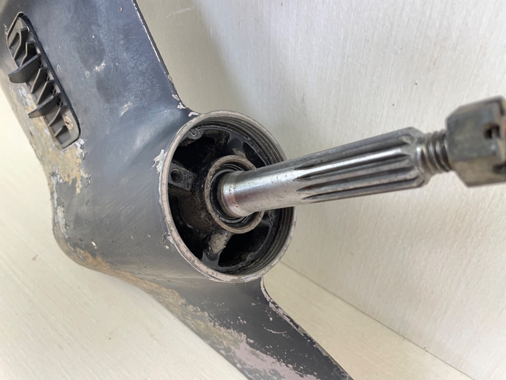 1991-2005 Johnson Evinrude 20 25 30 HP Outboard S 15" Lower Unit Gear Case