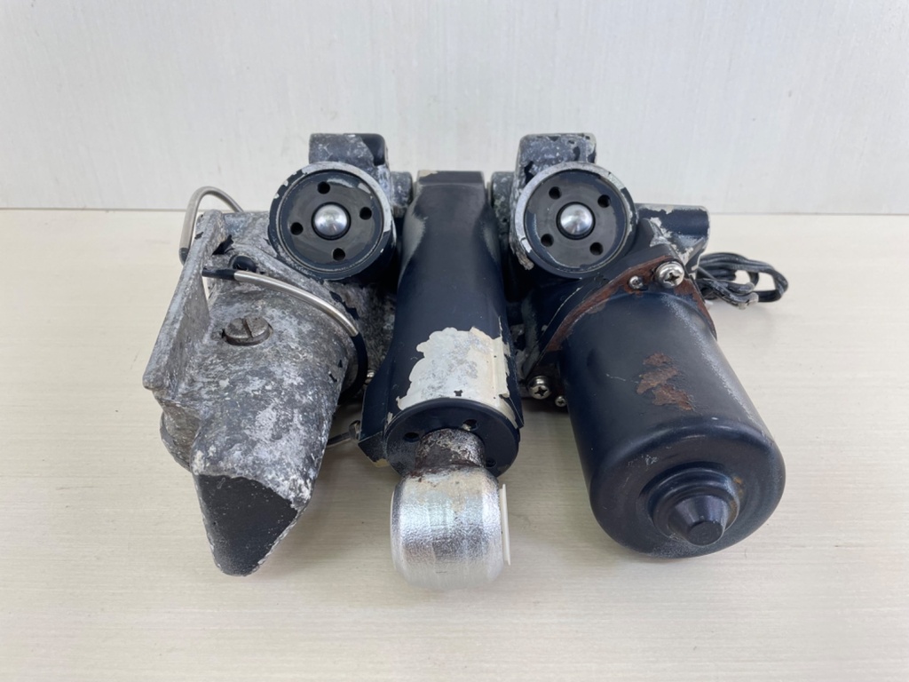 Evinrude Johnson 60 - 200HP Outboard Engine Power Trim & Tilt Unit 434803 395088