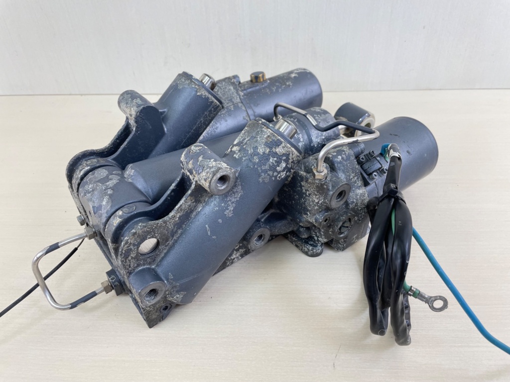 2002-18 Yamaha 200 225 250 300 HP 4 Stroke Outboard Power Trim Tilt Unit