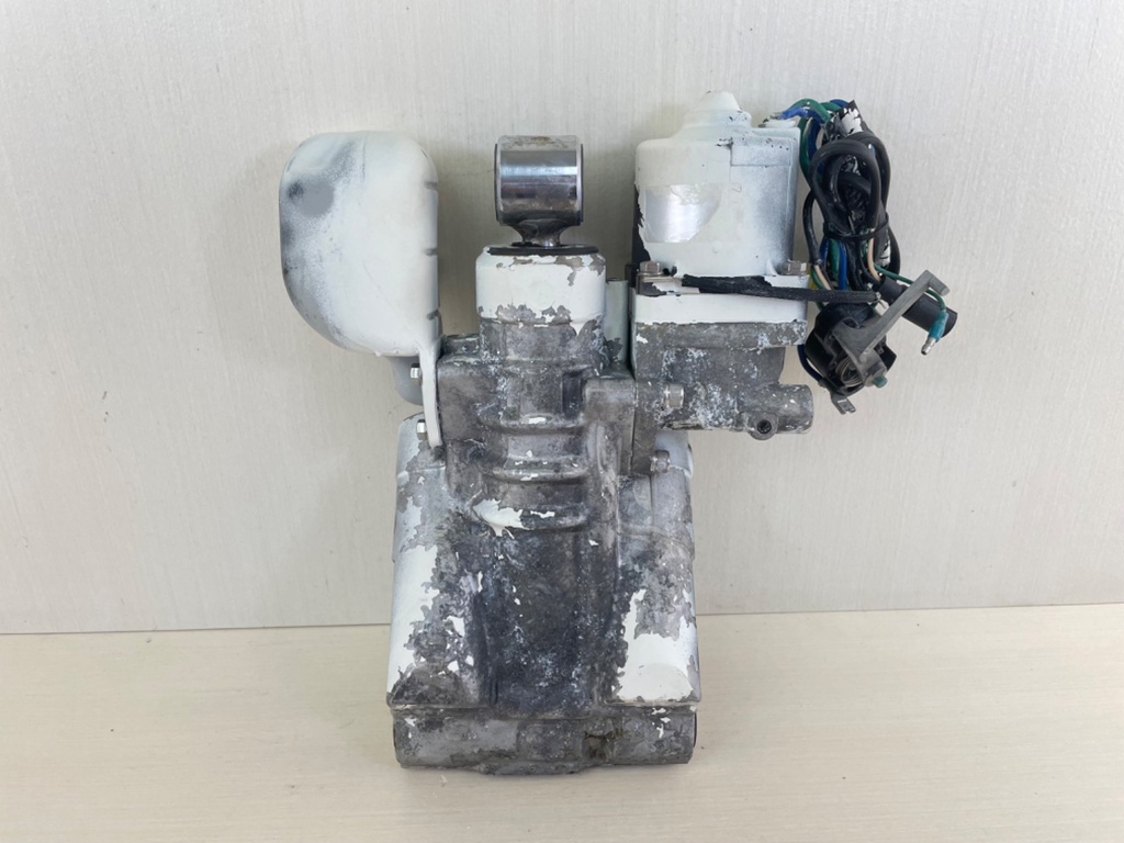 5005115 5007473 5007662 Evinrude Johnson BRP Power Trim & Tilt Unit Assembly