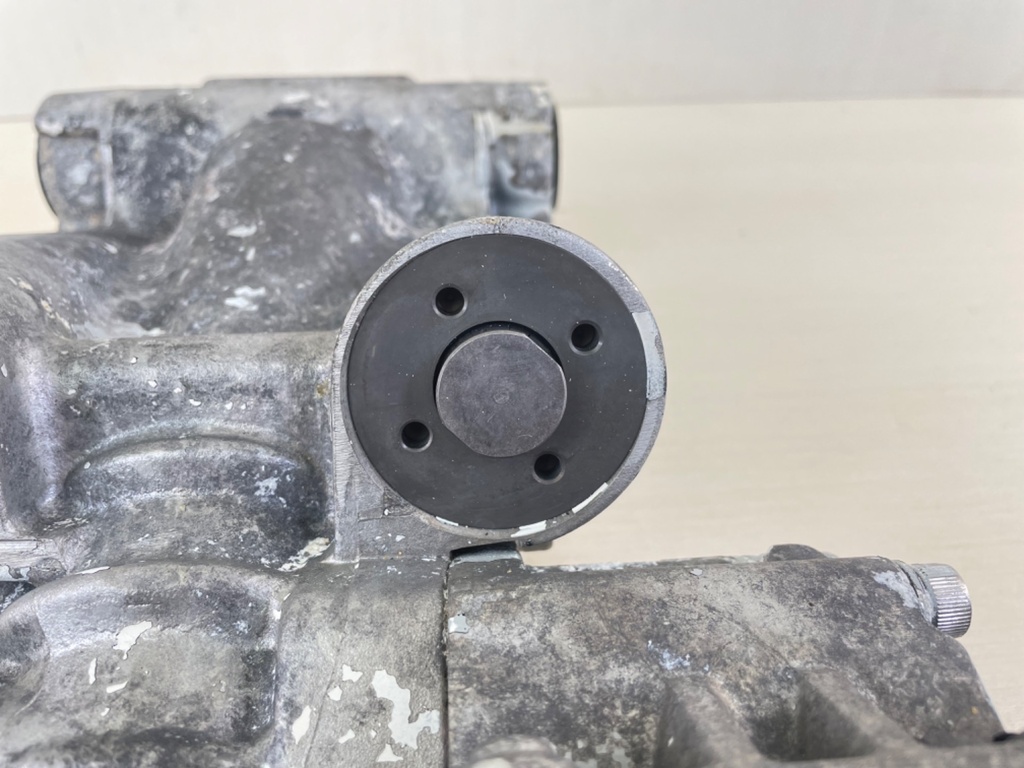 5005115 5007473 5007662 Evinrude Johnson BRP Power Trim & Tilt Unit Assembly