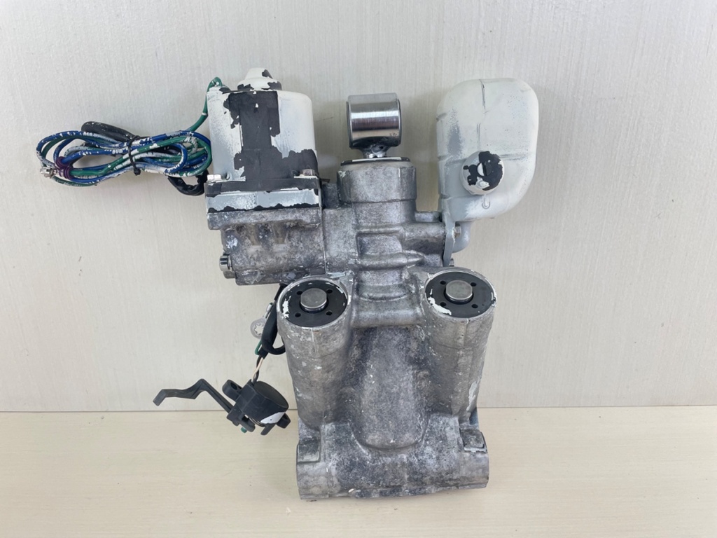 Evinrude Johnson BRP Power Trim & Tilt Unit Assembly 5005115 5007473 5007662