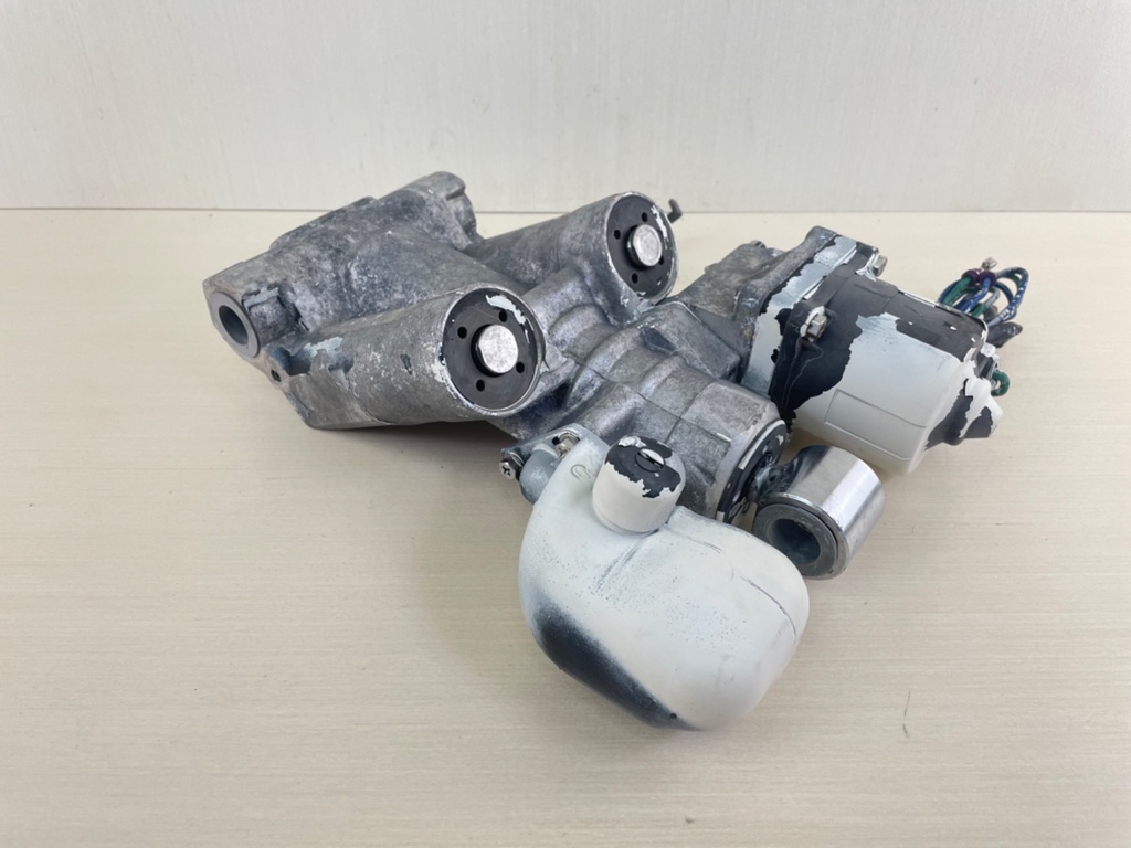 Evinrude Johnson BRP Power Trim & Tilt Unit Assembly 5005115 5007473 5007662