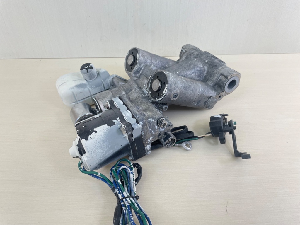 Evinrude Johnson BRP Power Trim & Tilt Unit Assembly 5005115 5007473 5007662