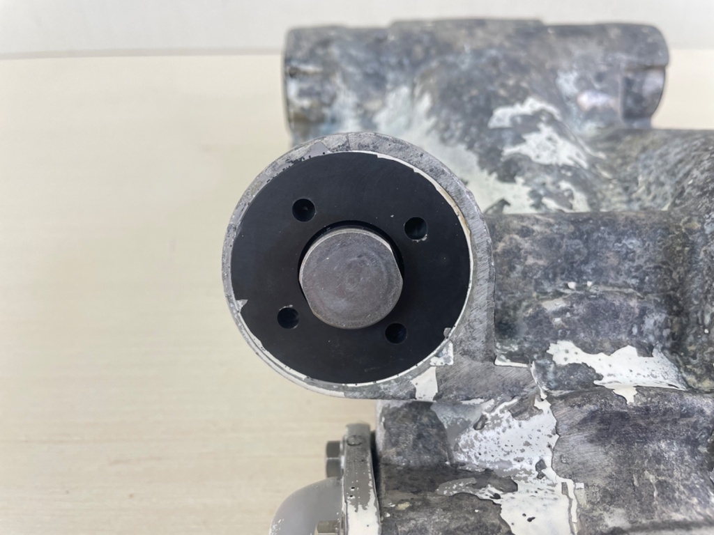 Evinrude Johnson BRP Power Trim & Tilt Unit Assembly