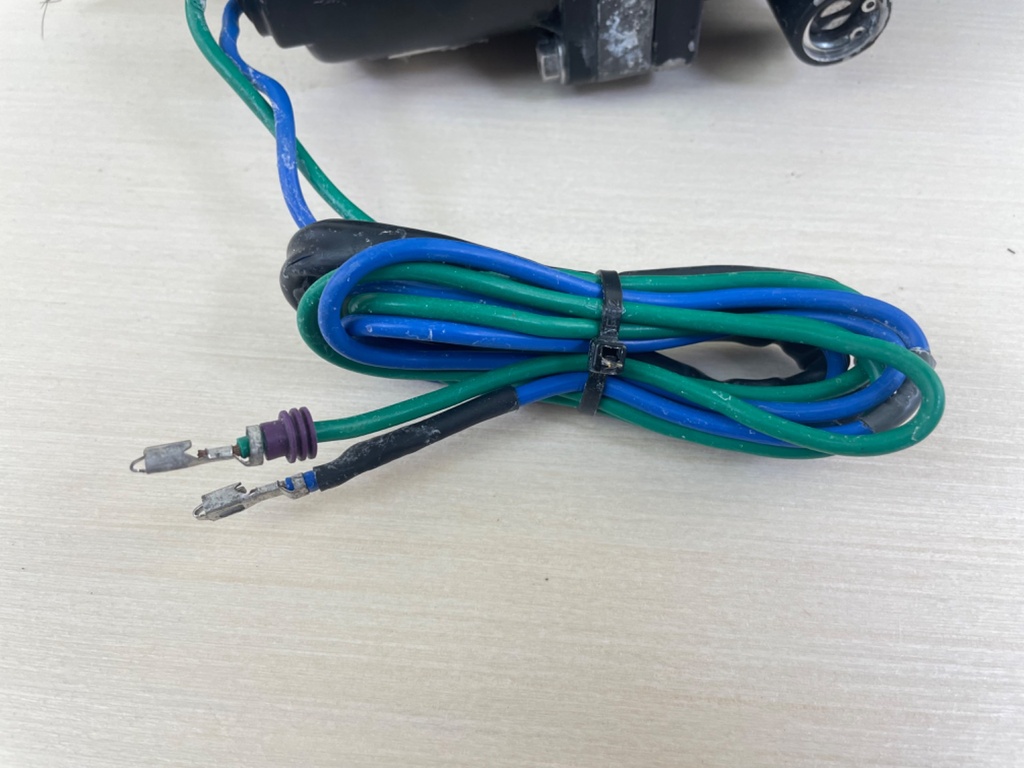 Johnson Evinrude Fastrac Hydraulic Power Trim And Tilt Assembly Unit Used